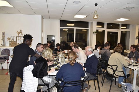 1ère expo Akiho France ambiance