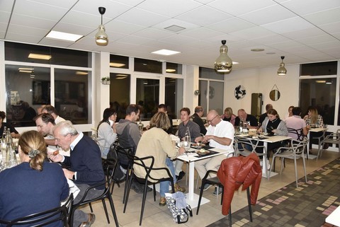 1ère expo Akiho France ambiance